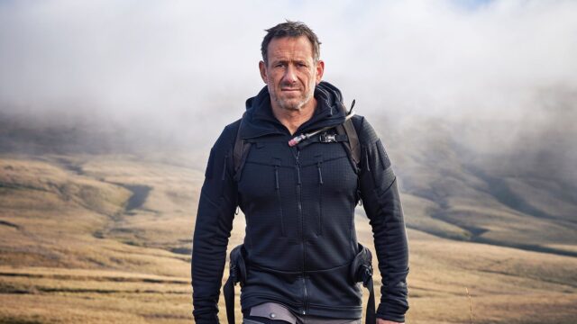 An image of Jason Fox in the mountains.